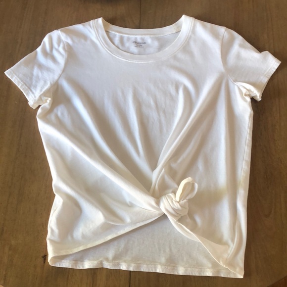 Madewell Tops - Madewell, Knot-Front tee, white, size small. Worn once.